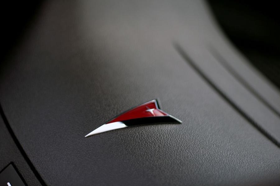  Pontiac Solstice GXP 2009 года  (фото 6 из 57)